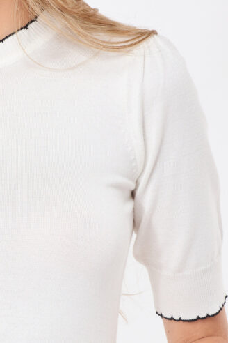 סריג דק שרוול קצר - אוף וויט