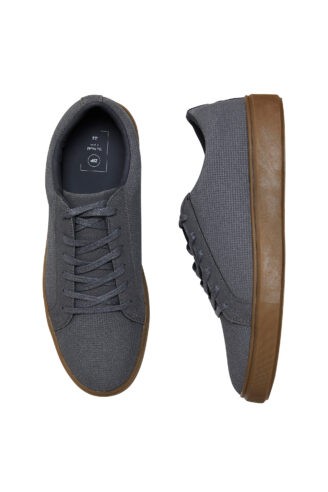 נעל סניקרס דמוי זמש אפור נעל סניקרס דמוי זמש אפור